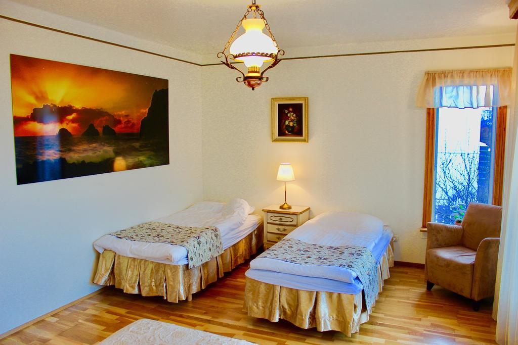 Guesthouse Arny Vestmannaeyjar Zewnętrze zdjęcie