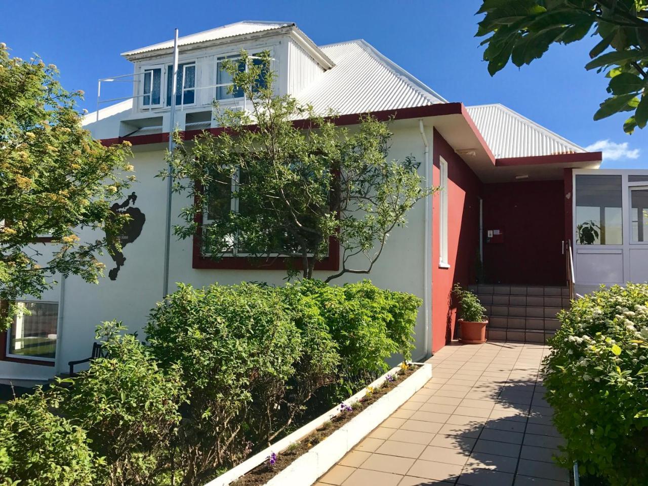 Guesthouse Arny Vestmannaeyjar Zewnętrze zdjęcie