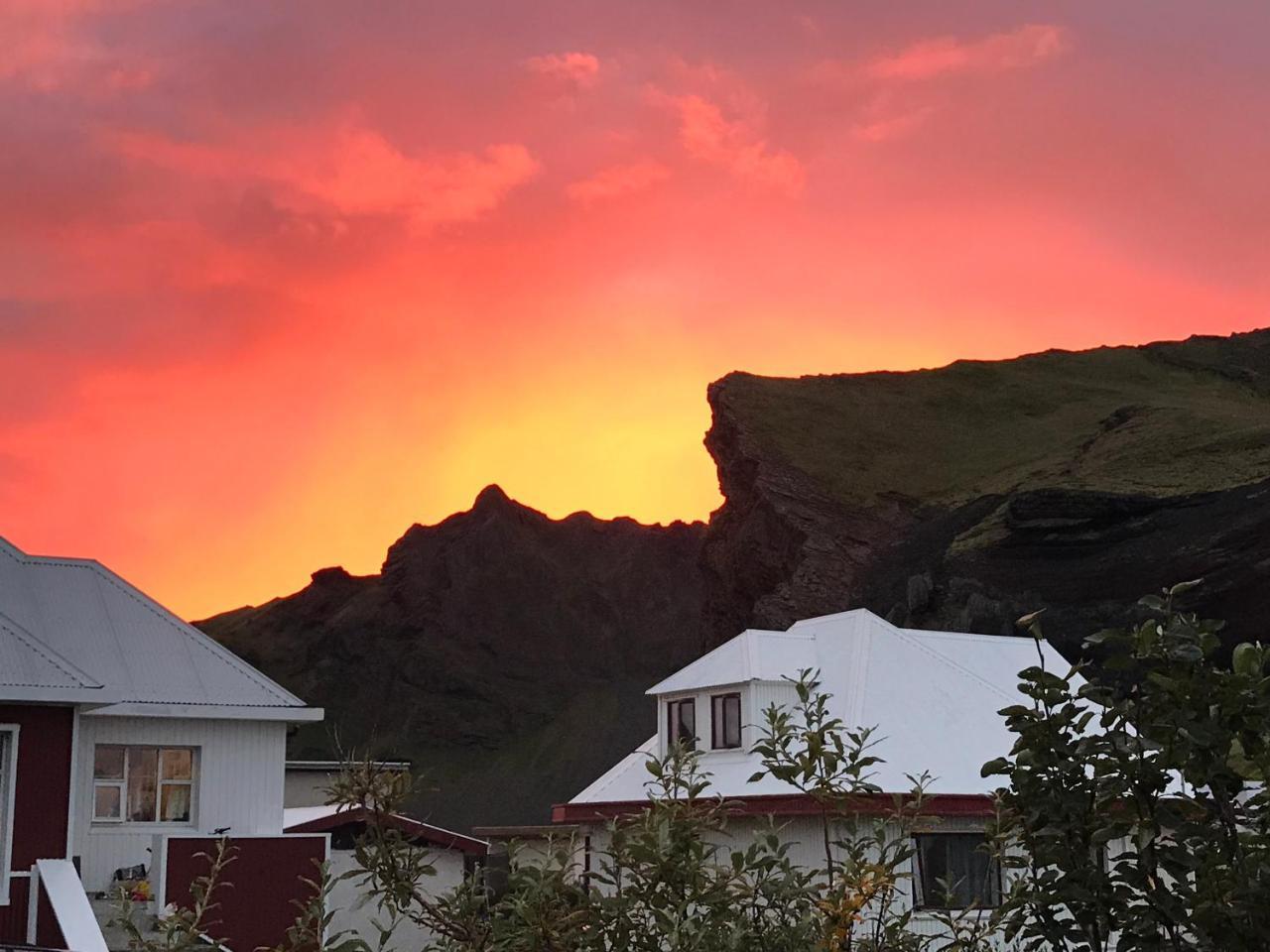 Guesthouse Arny Vestmannaeyjar Zewnętrze zdjęcie